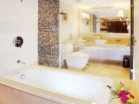 Isa Real Hotel Junior Suite Bathroom