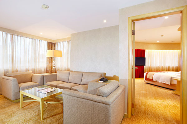 luxurious accommodation in macau